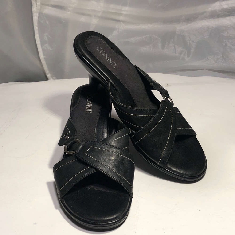 Connie Women's Wiggle Black Heeled Leather Mules, Size 9 1/2” M